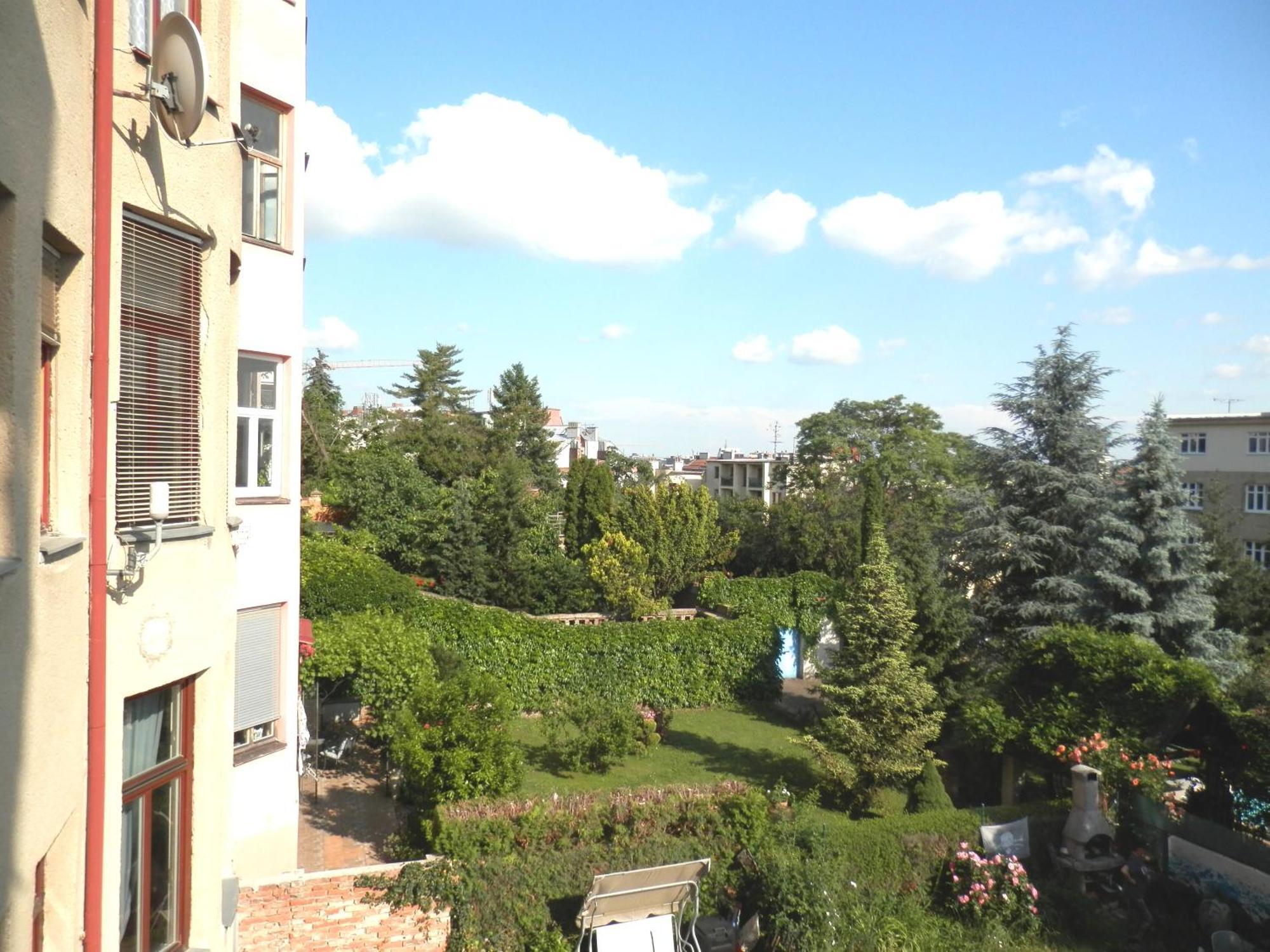 Spacious Apartment Below Spilberk Castle Brno Exterior photo